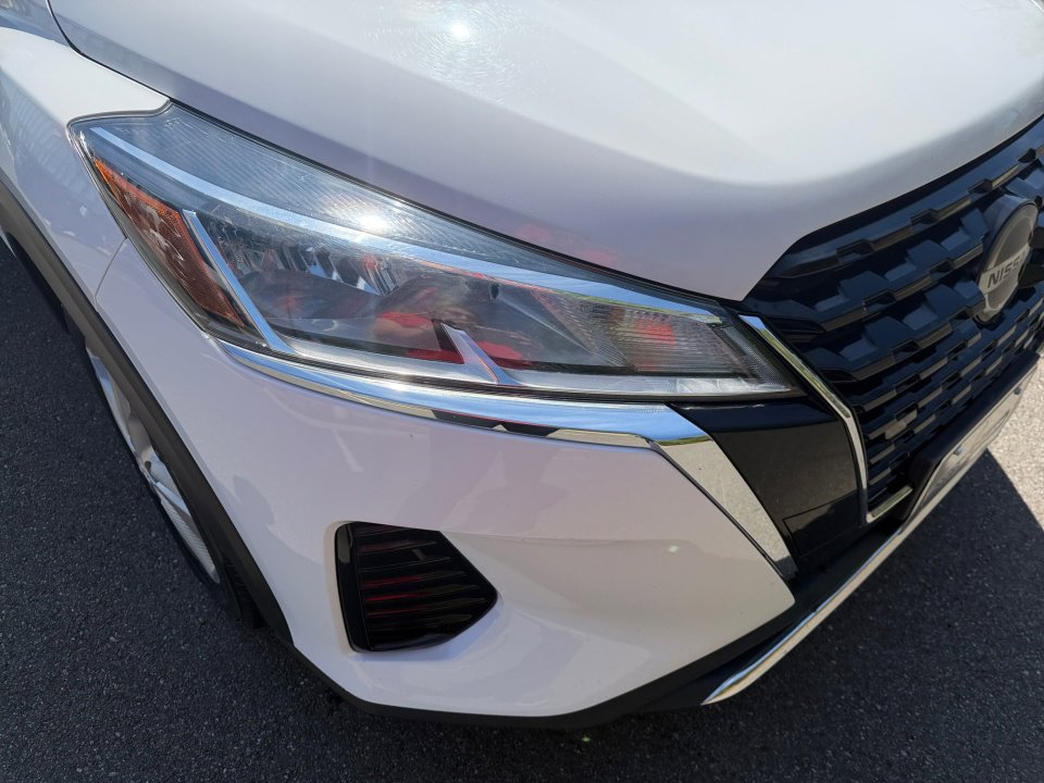 Used 2021 Nissan Kicks S image 24