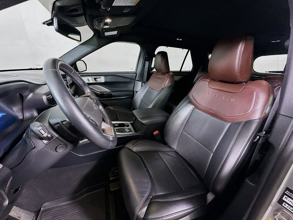 Used 2021 Ford Explorer Platinum w/ Equipment Group 601A image 15