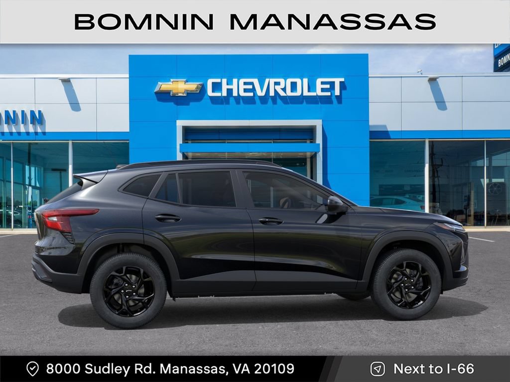 New 2026 Chevrolet Trax LT w/ Midnight Edition FWD image 6