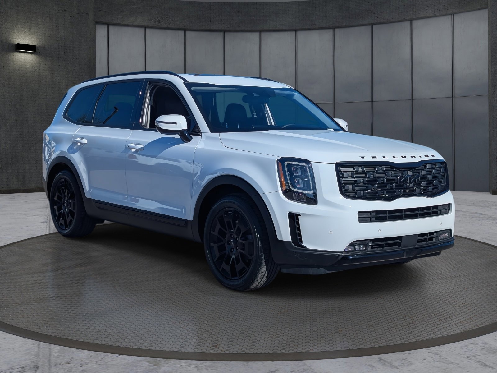 Used 2022 Kia Telluride SX w/ SX Prestige Package image 8
