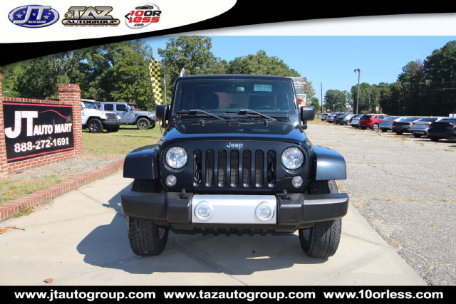 Used 2015 Jeep Wrangler Unlimited Sahara AWD/4WD image 2
