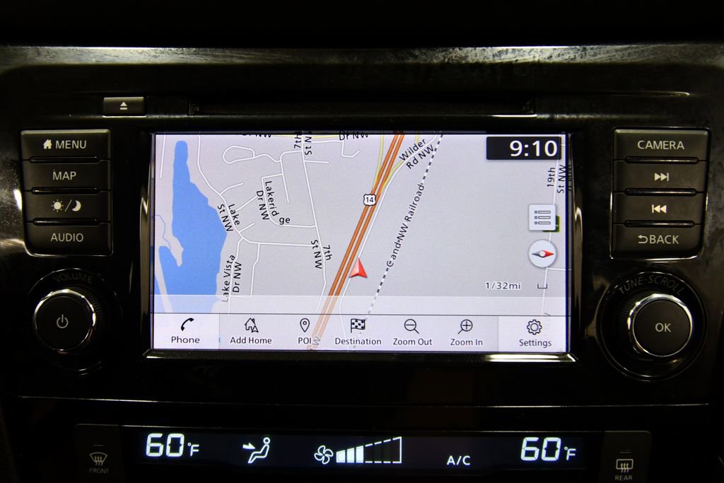 Used 2019 Nissan Rogue SV w/ Premium Package image 24