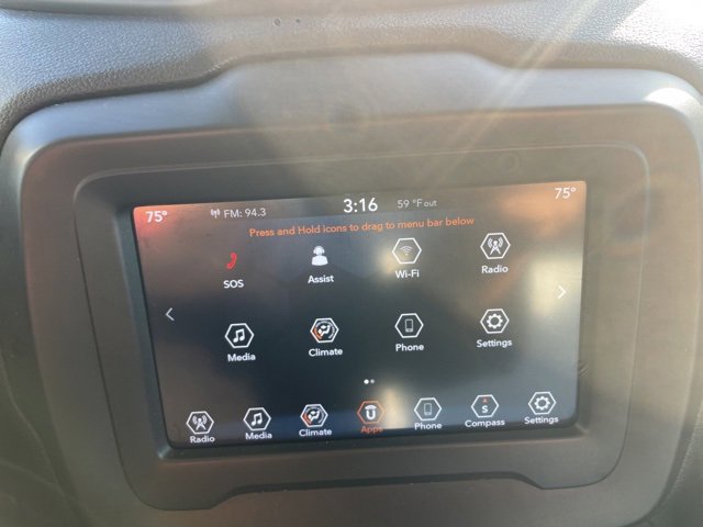 Used 2020 Jeep Renegade Altitude image 4