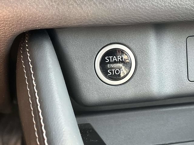 Used 2022 Nissan Rogue SL w/ SL Premium Package FWD image 34