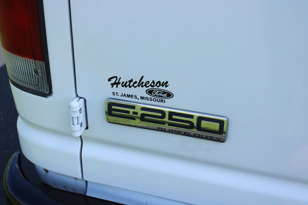 Used 2007 Ford E-250 and Econoline 250 RWD image 10