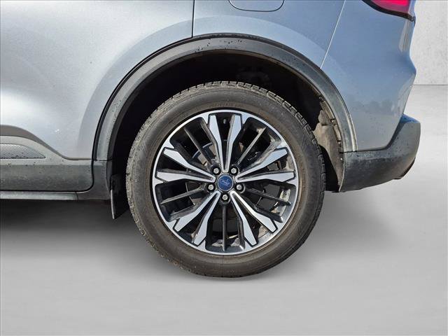 Used 2021 Ford Escape SE w/ SE Sport Appearance Package FWD image 9