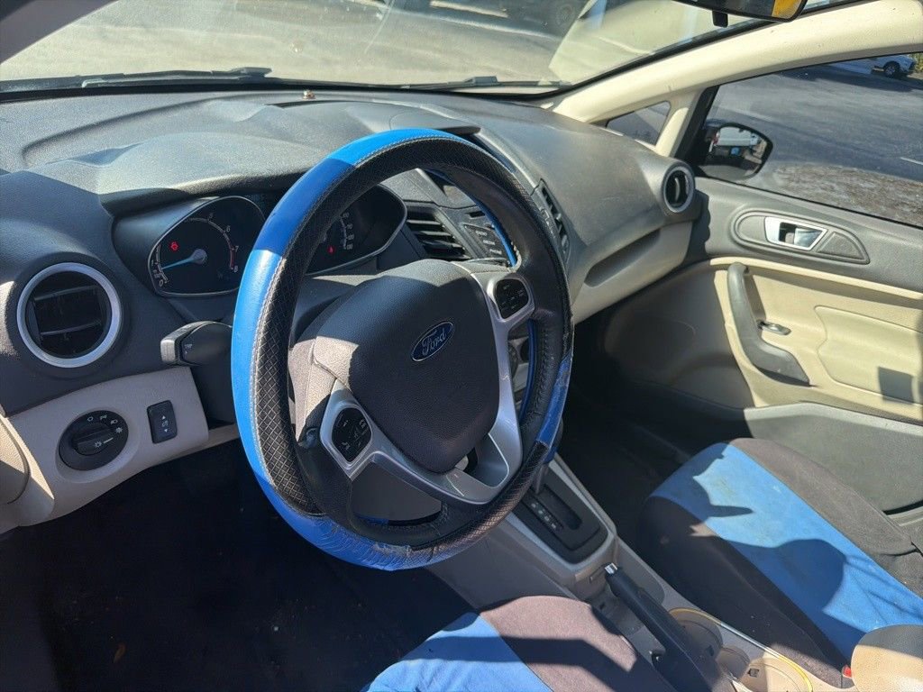 Used 2016 Ford Fiesta SE image 11