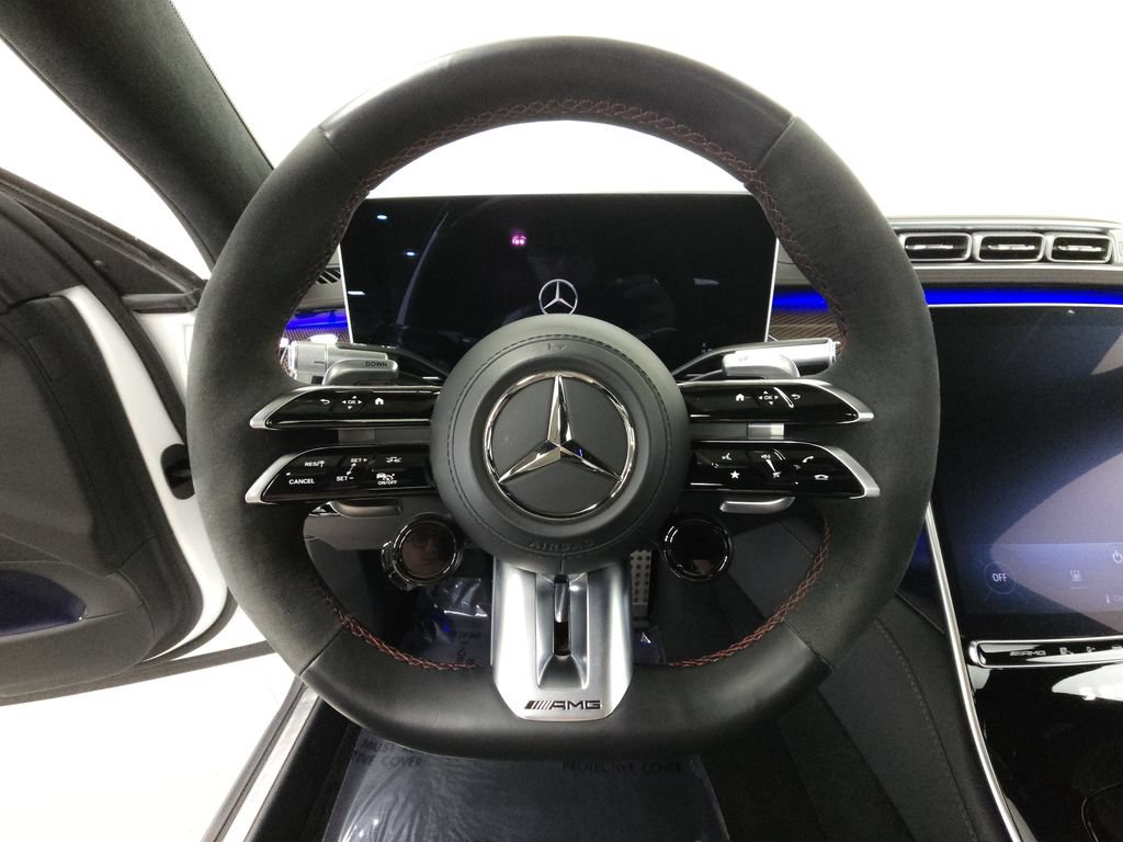 Used 2024 Mercedes-Benz S 63 AMG S w/ Carbon Fiber Exterior Package image 12