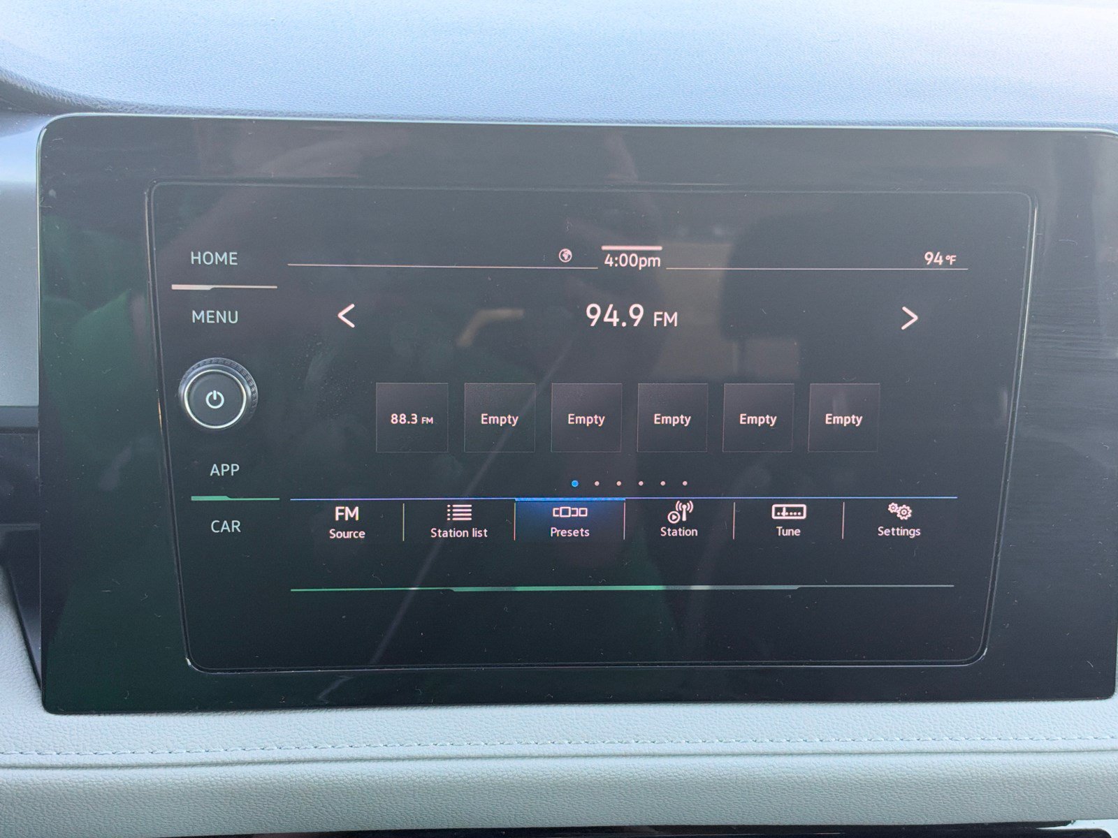 Used 2025 Volkswagen Taos S FWD image 28