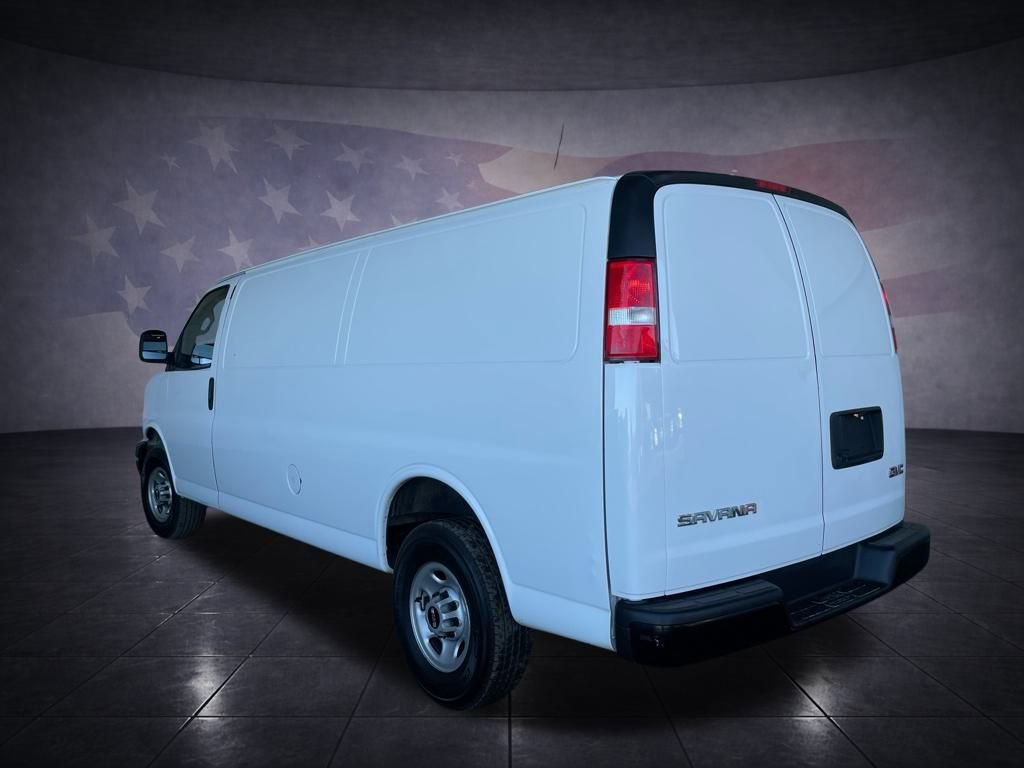 Used 2023 GMC Savana 2500 Extended w/ Driver Convenience Package image 3