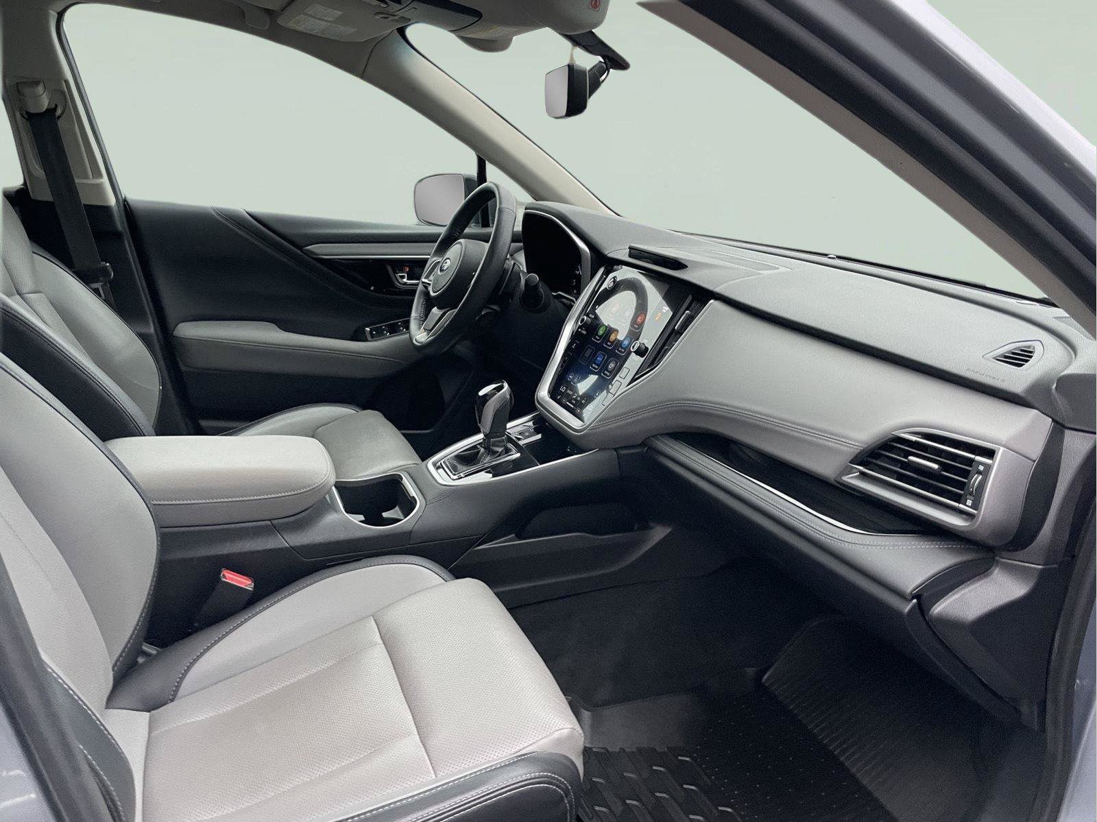 Used 2020 Subaru Outback Limited AWD/4WD image 23