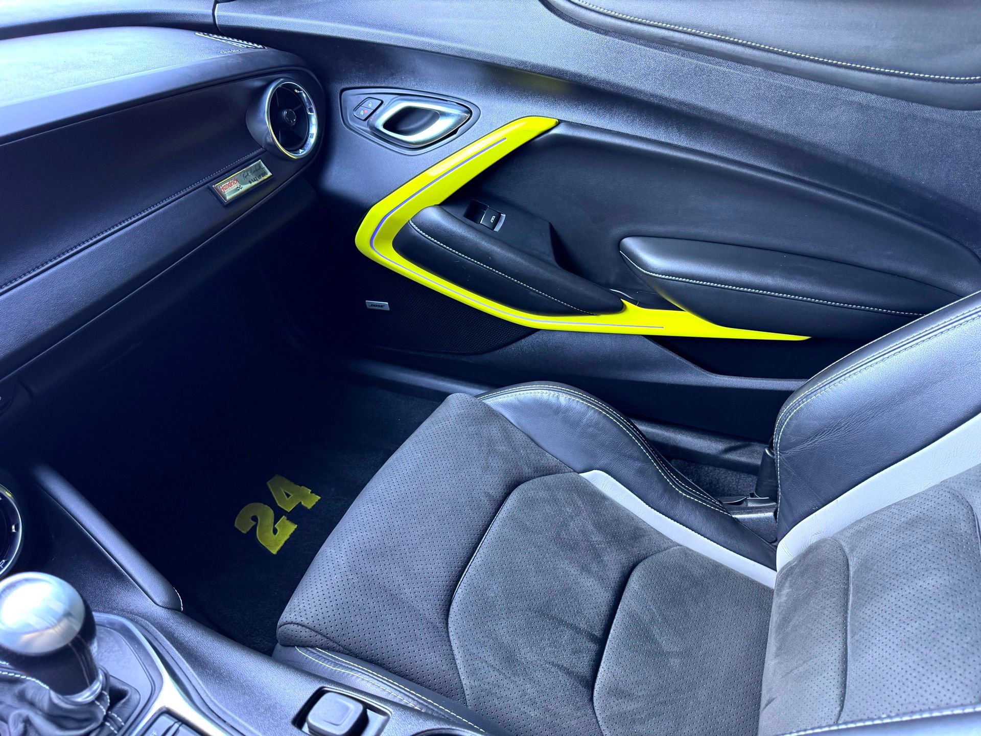 Used 2020 Chevrolet Camaro SS image 39