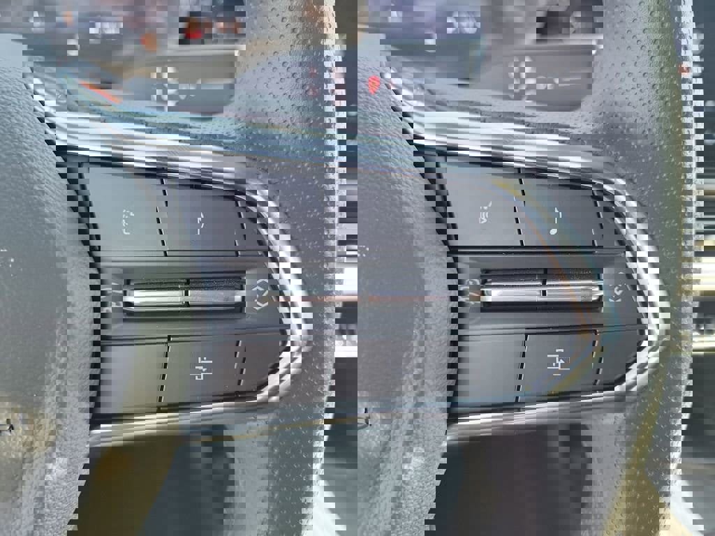 New 2026 Chevrolet Equinox EV LT image 6