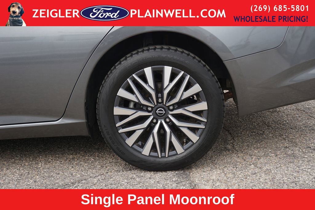 Used 2023 Nissan Altima 2.5 SV w/ SV Premium Package image 9