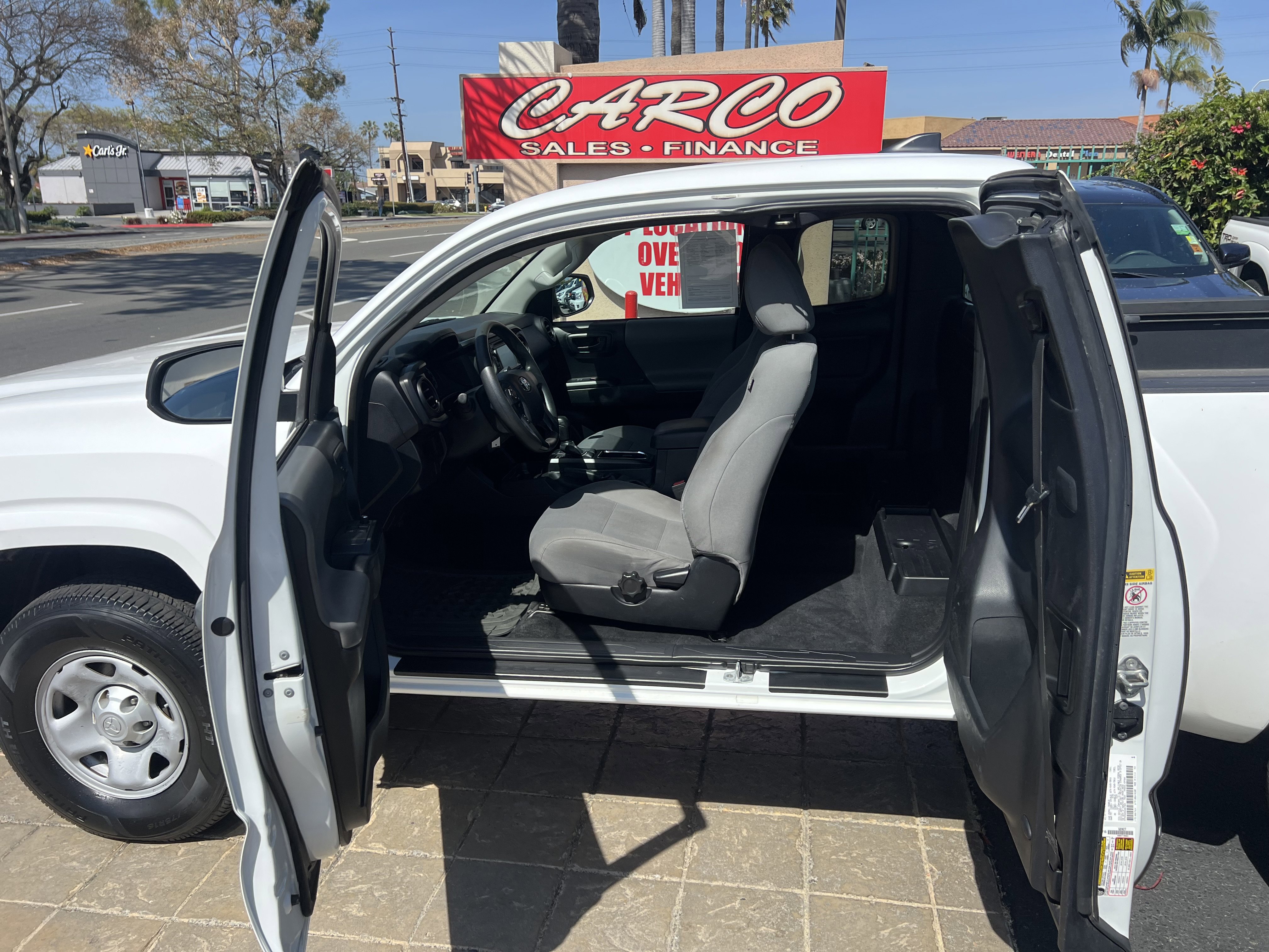 Used 2016 Toyota Tacoma SR RWD image 11