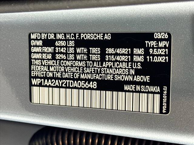 Used 2026 Porsche Cayenne AWD/4WD image 27