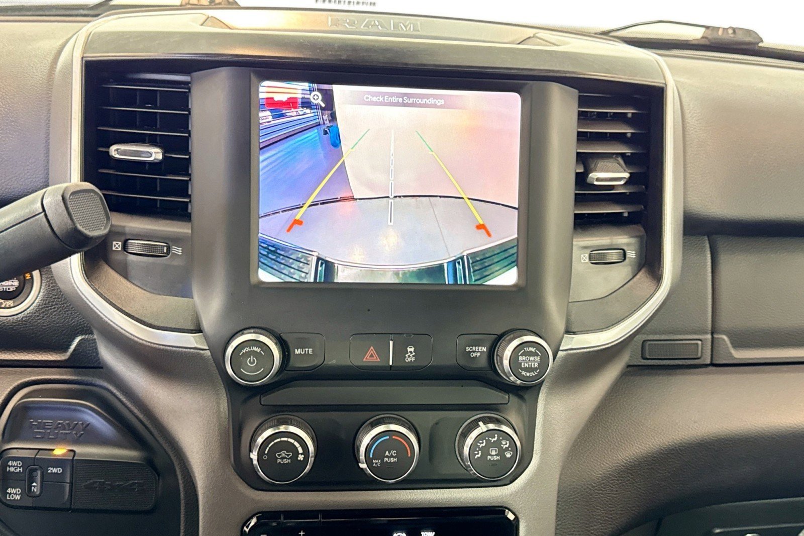 Used 2023 RAM 2500 Big Horn w/ Level 1 Equipment Group image 13