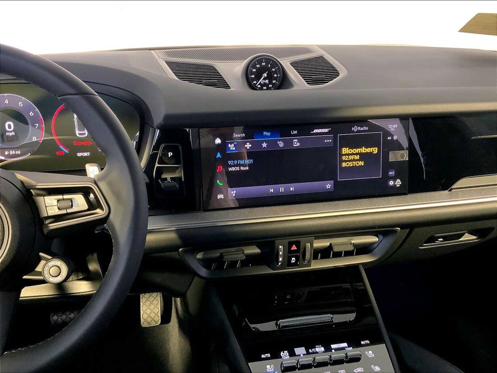 New 2025 Porsche Cayenne Coupe image 16