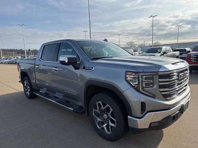 Used 2024 GMC Sierra 1500 SLT w/ SLT Premium Plus Package image 1