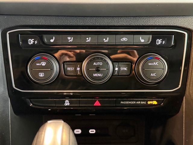 Used 2023 Volkswagen Atlas SE w/ Panoramic Sunroof Package AWD/4WD image 31