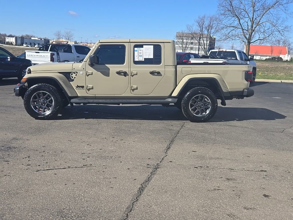 Used 2020 Jeep Gladiator Overland image 4