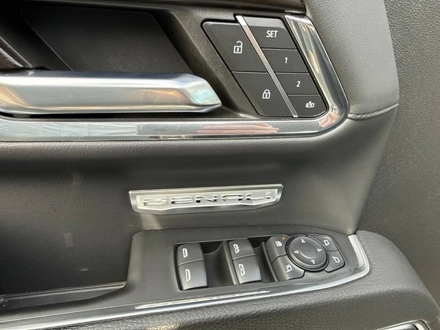 Used 2024 GMC Sierra 1500 Denali w/ Denali Reserve Package AWD/4WD image 25