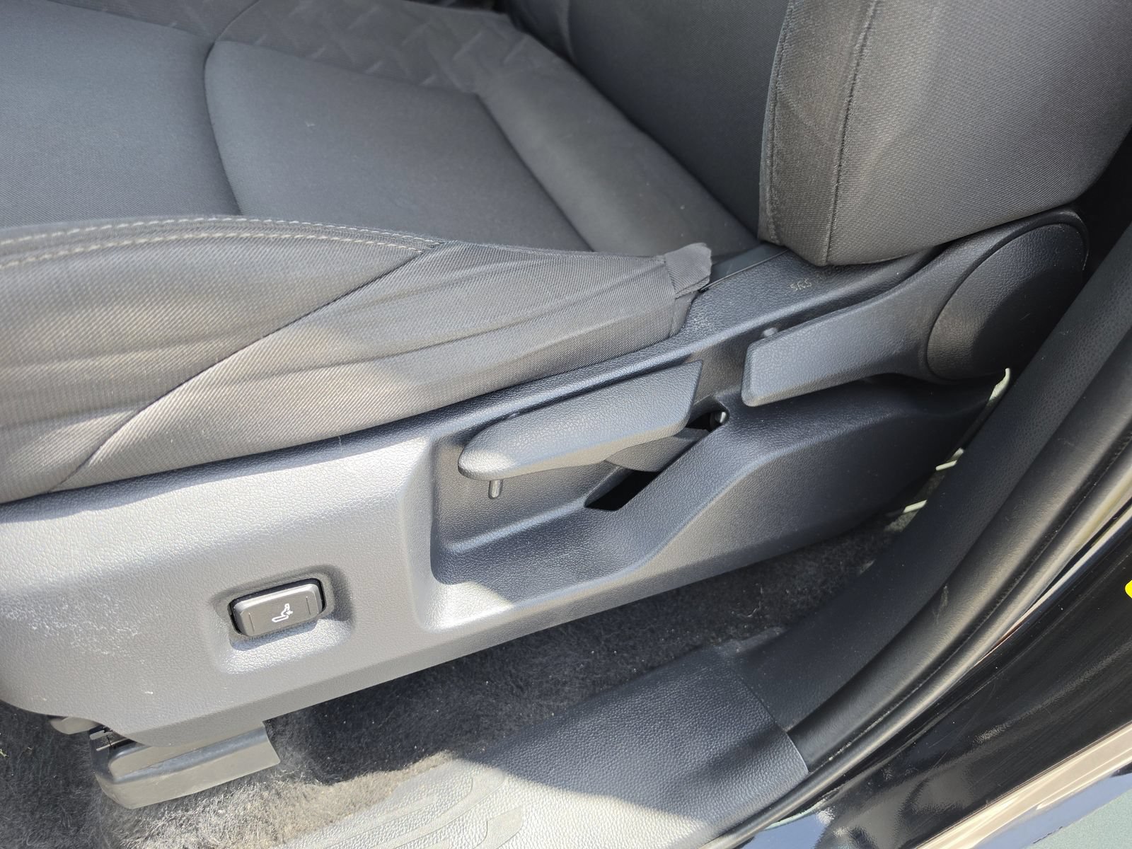 Used 2024 Toyota Tacoma SR5 RWD image 26