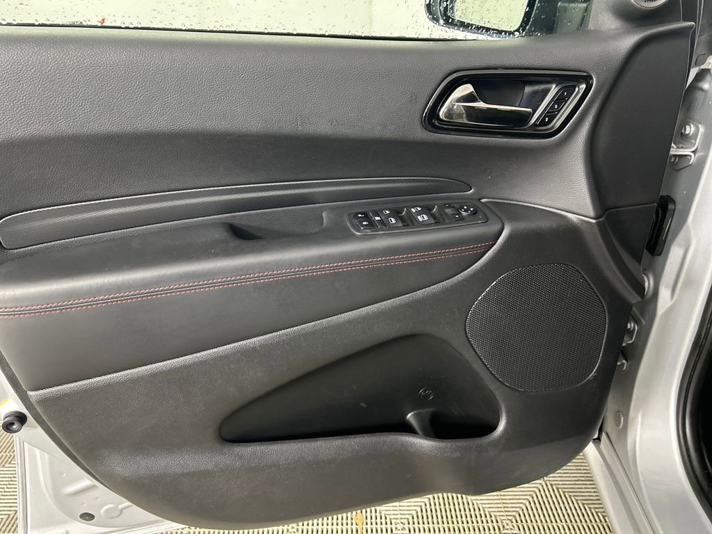 Used 2024 Dodge Durango GT image 11