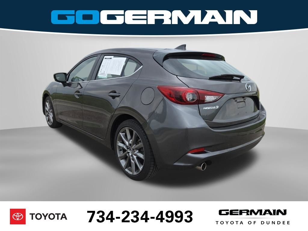 Used 2018 MAZDA MAZDA3 Grand Touring w/ Premium Equipment Package FWD image 10