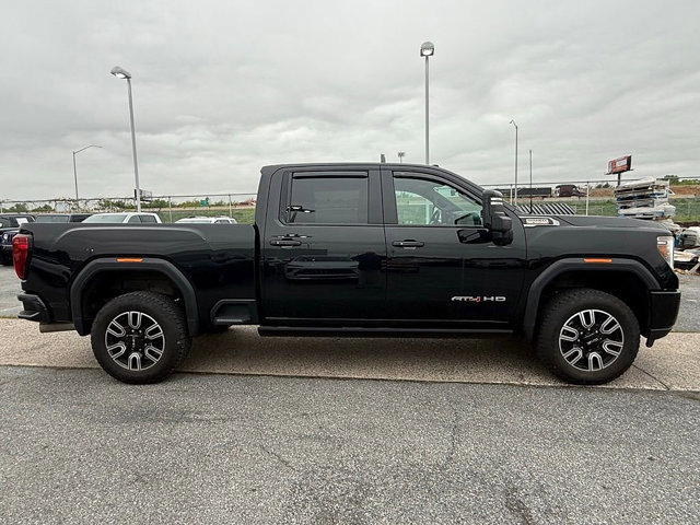 Used 2023 GMC Sierra 2500 AT4 w/ AT4 Premium Plus Package AWD/4WD image 2