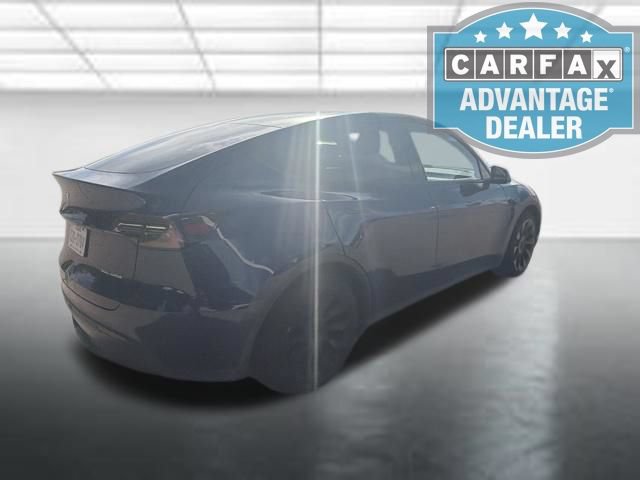 Used 2024 Tesla Model Y Long Range AWD/4WD image 3