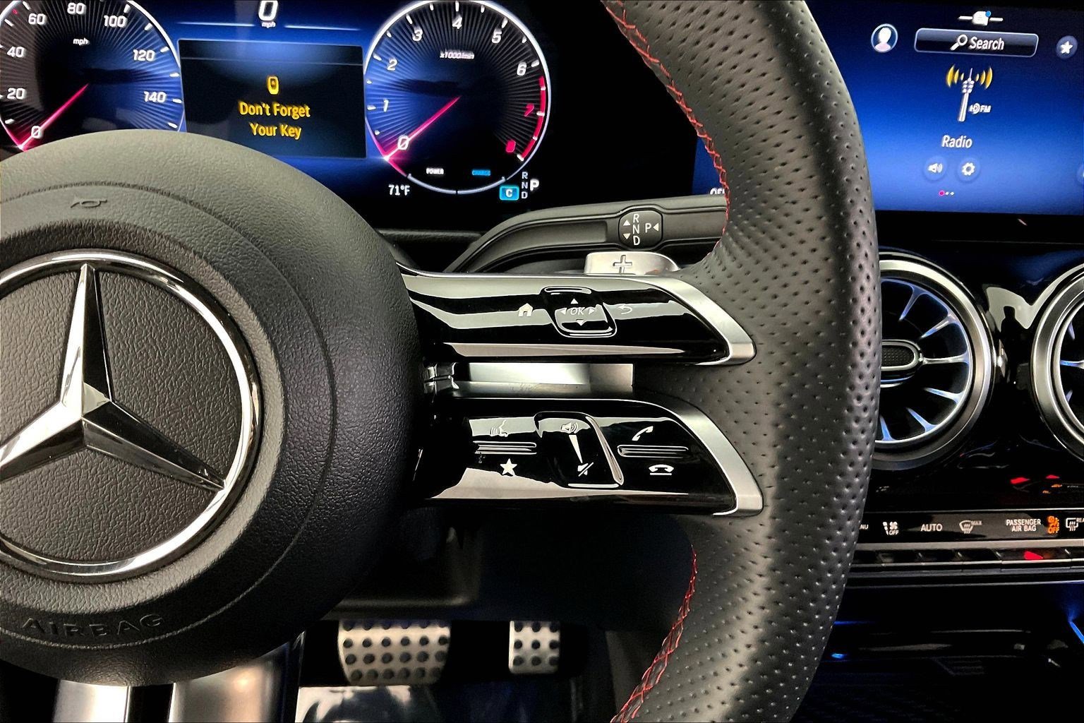 Certified 2024 Mercedes-Benz GLB 250 image 12