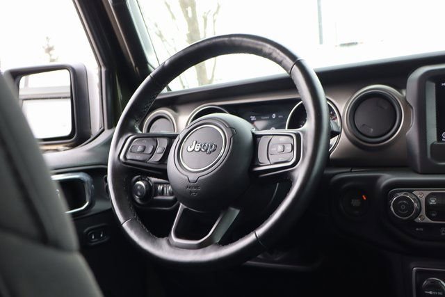 Used 2022 Jeep Gladiator Sport image 42