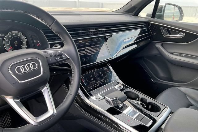 Used 2025 Audi Q7 3.0T Premium Plus AWD/4WD image 8