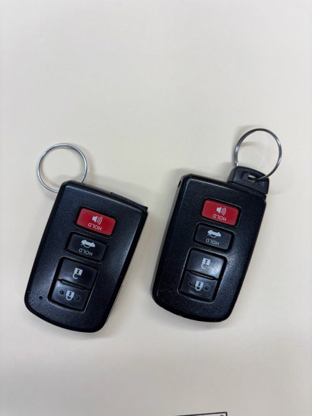 Used 2016 Toyota Avalon XLE image 3