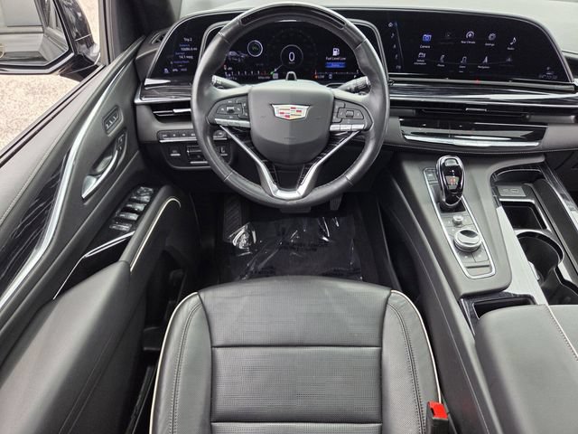 Used 2022 Cadillac Escalade ESV Sport w/ Touring Package AWD/4WD image 15