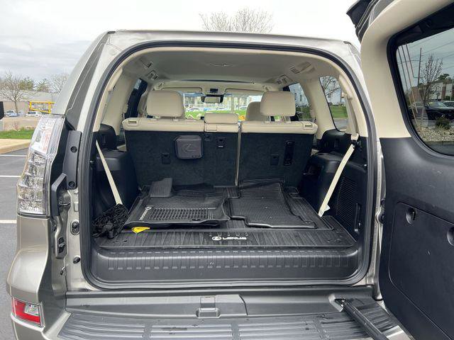 Certified 2023 Lexus GX 460 Premium w/ Premium Package image 22