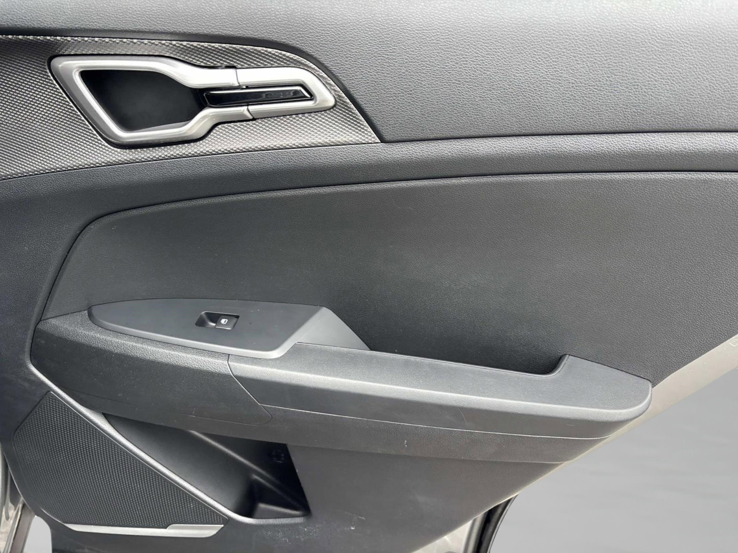 Used 2023 Kia Sportage LX image 20