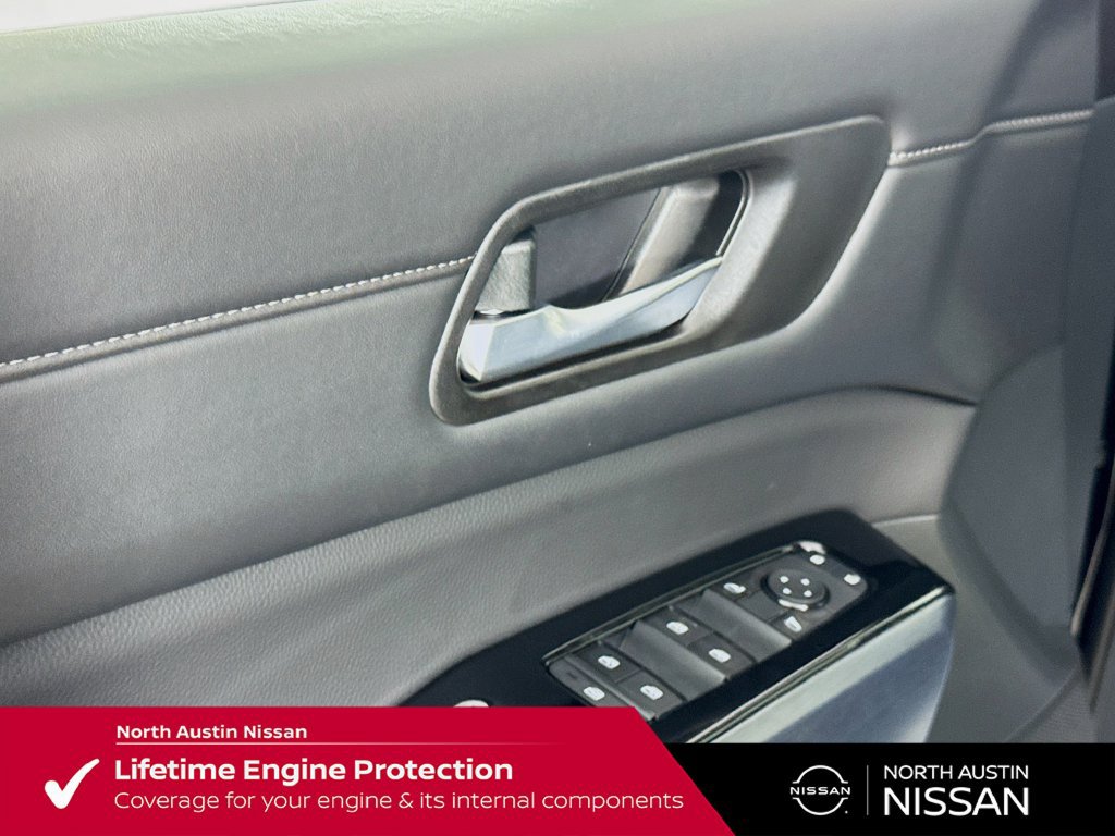 New 2026 Nissan Pathfinder SL FWD image 25