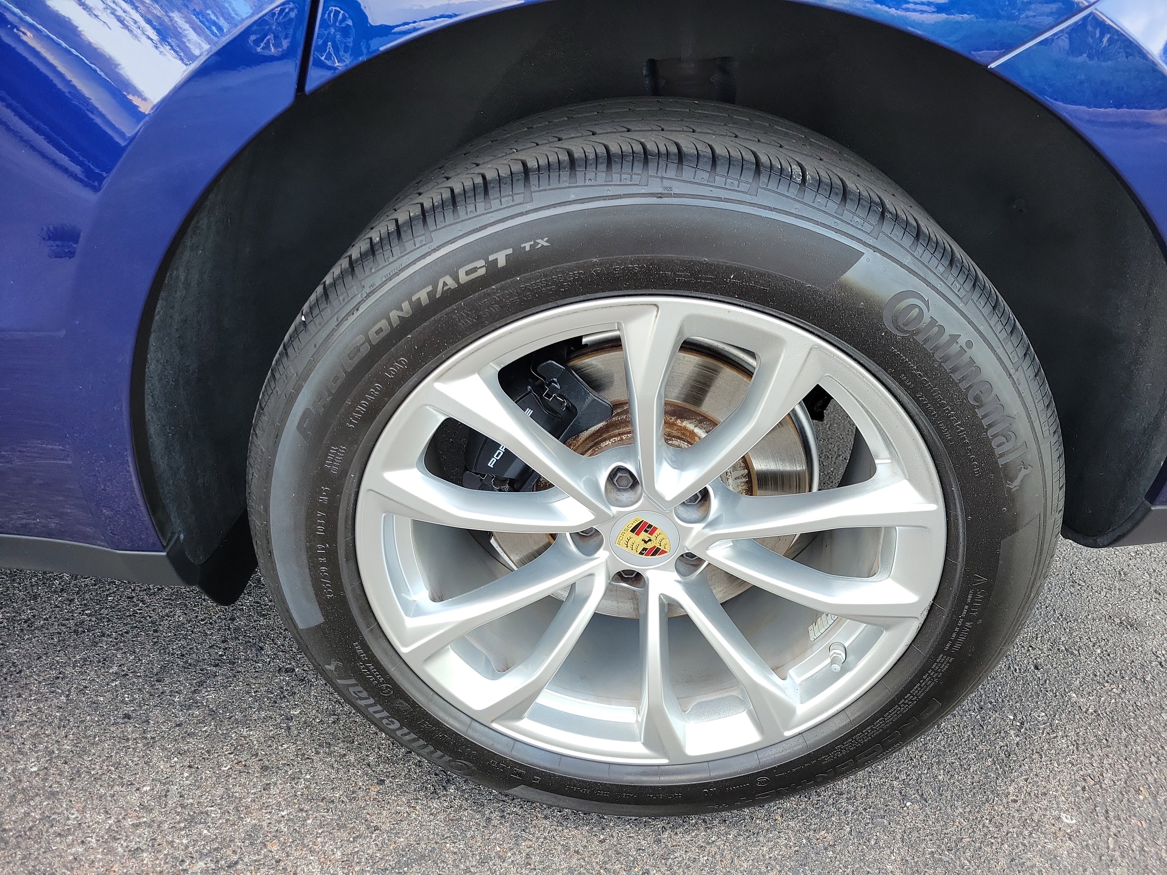 Used 2024 Porsche Macan image 33