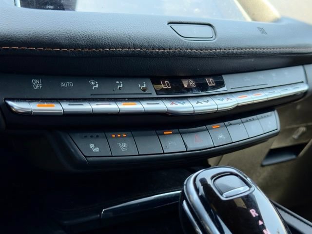 Used 2021 Cadillac XT4 Sport AWD/4WD image 24