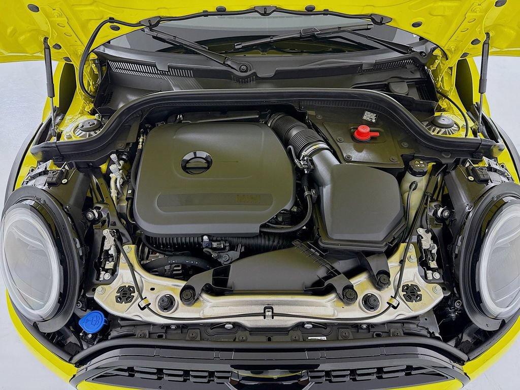 New 2026 MINI Cooper 2-Door Hardtop FWD image 27