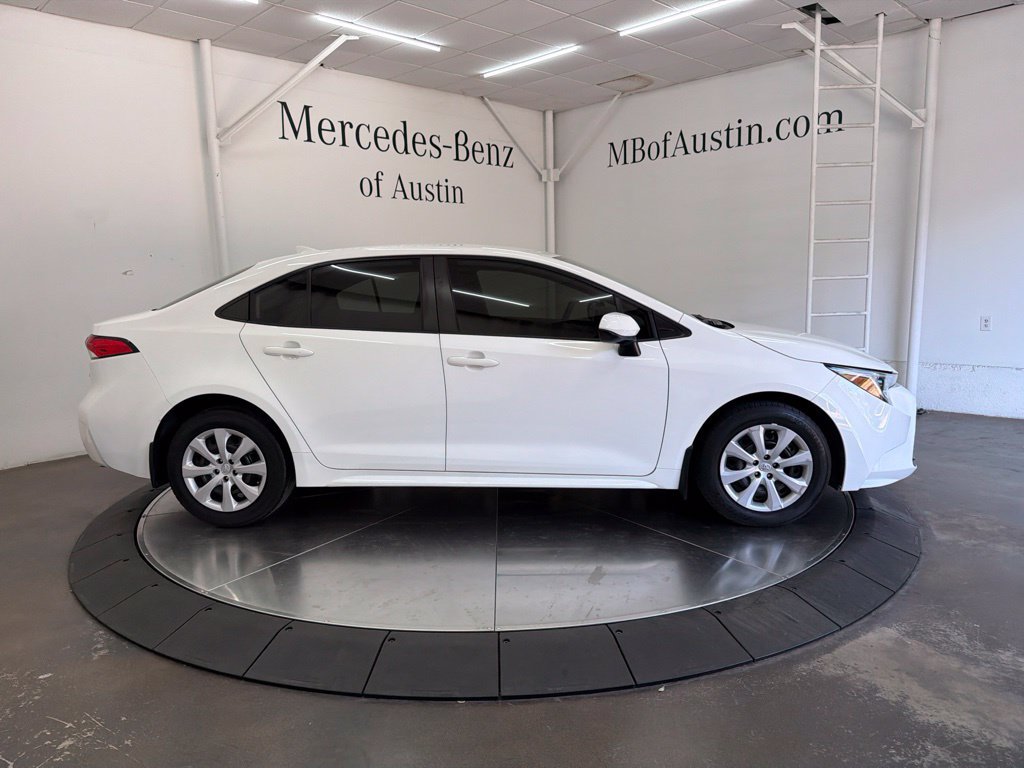 Used 2023 Toyota Corolla LE FWD image 8