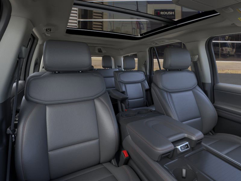 New 2025 Ford Expedition Active image 10