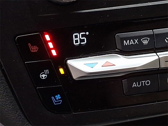 Used 2020 Ford Explorer Limited image 21