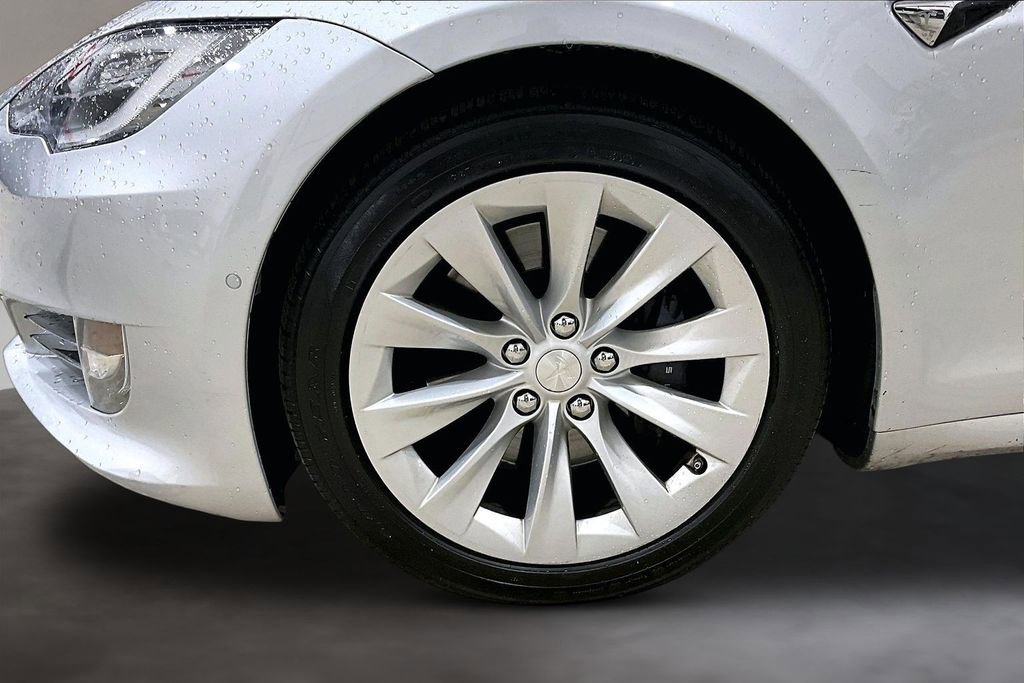 Used 2017 Tesla Model S 100D image 9