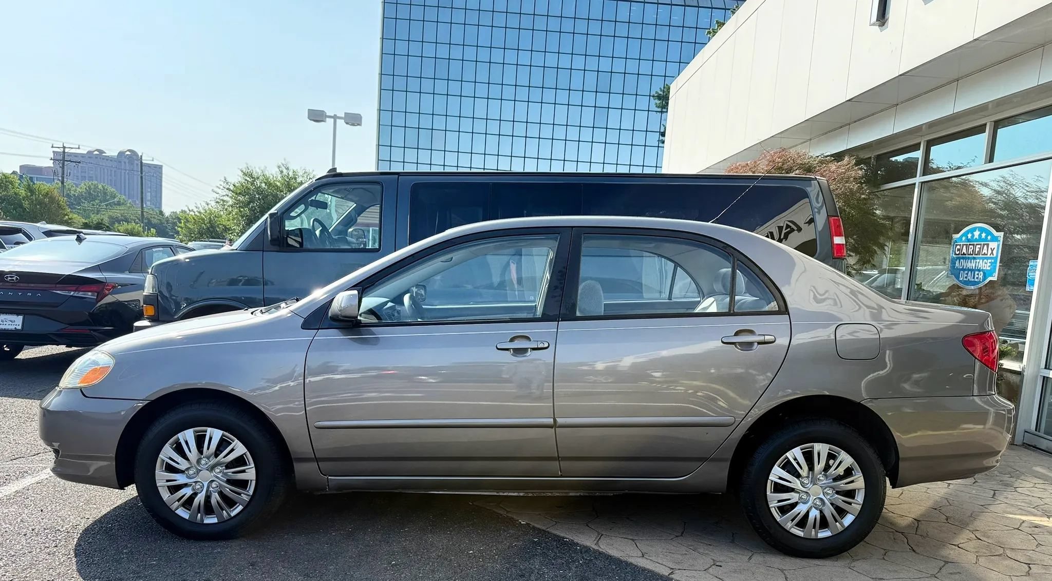 Used 2004 Toyota Corolla LE FWD image 4