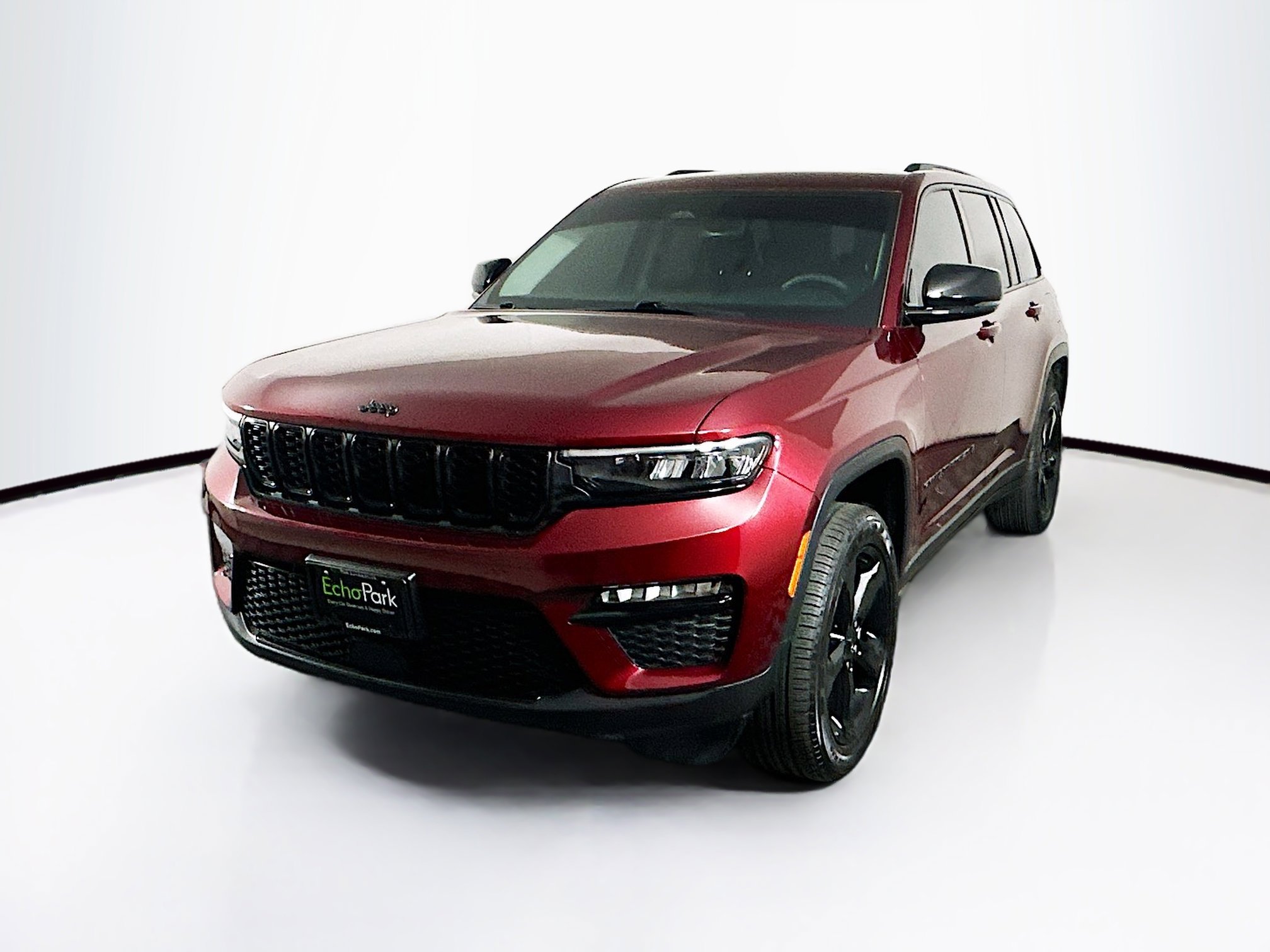 Used 2023 Jeep Grand Cherokee Limited w/ Black Appearance Package image 3