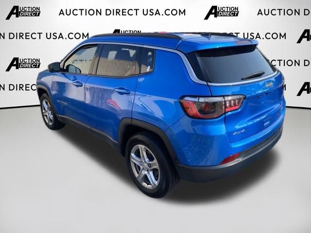 Used 2024 Jeep Compass Latitude AWD/4WD image 13