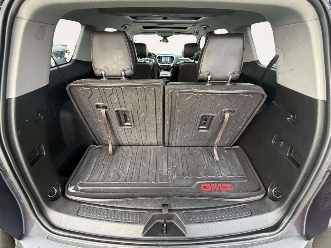 Used 2019 GMC Acadia SLT w/ LPO, Floor Liner Package AWD/4WD image 7